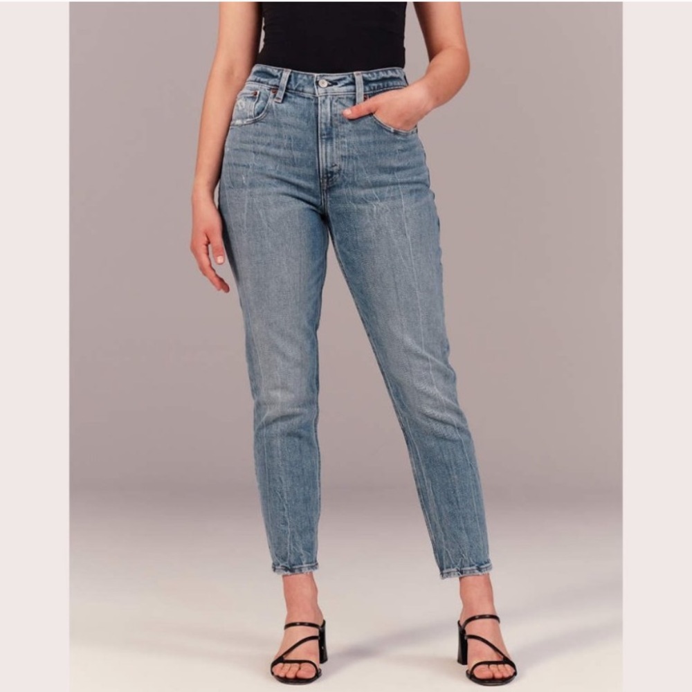 Abercrombie Curve Love High Rise Mom Jeans